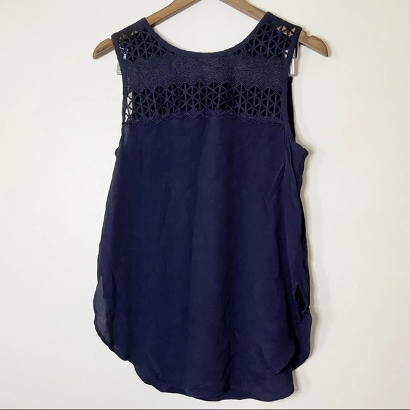 Sleeveless Open Knit Blouse Lightweight Summer Tank Top Size Small - Picture 9 of 9